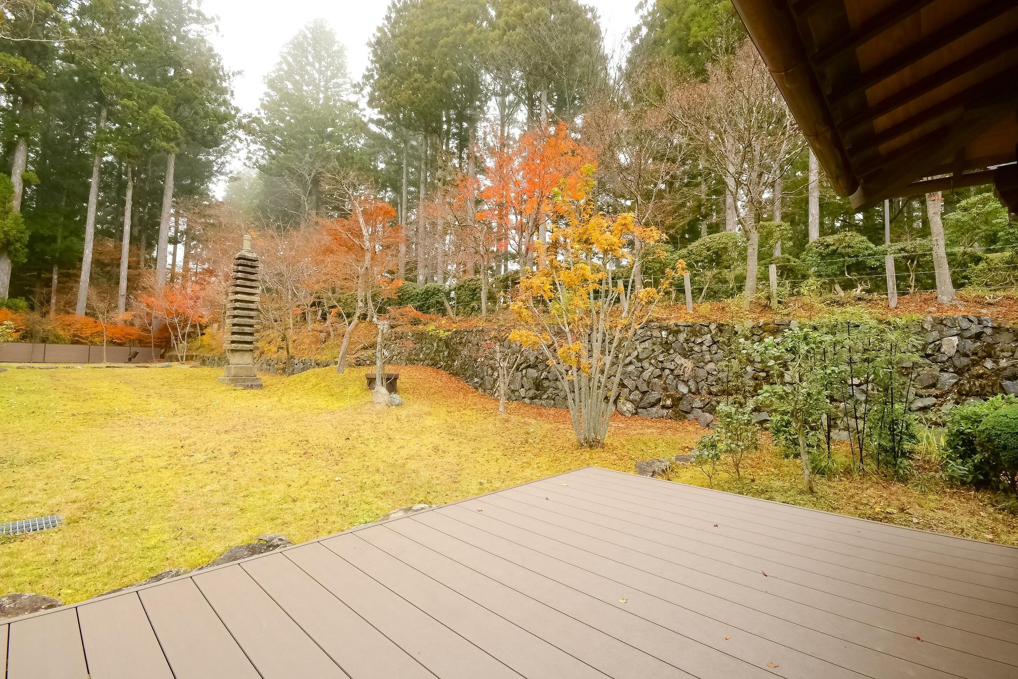 Отель Koyasan Shukubo Jokiin Экстерьер фото