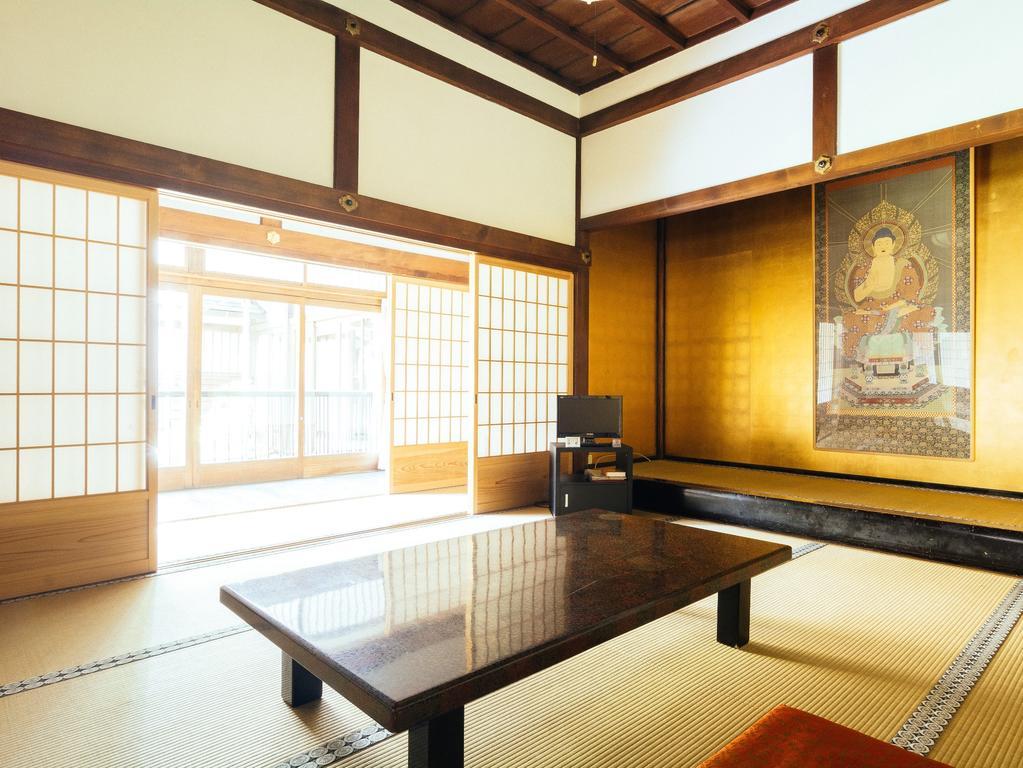 Отель Koyasan Shukubo Jokiin Экстерьер фото