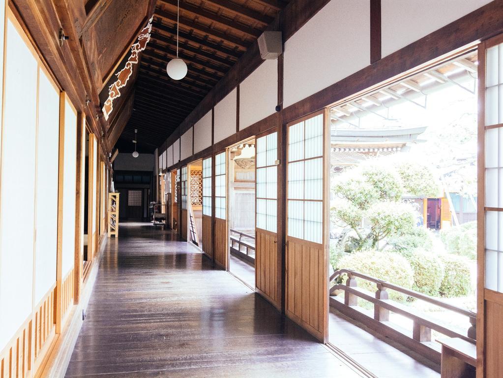Отель Koyasan Shukubo Jokiin Экстерьер фото