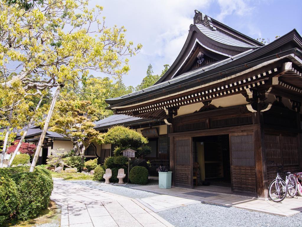 Отель Koyasan Shukubo Jokiin Экстерьер фото