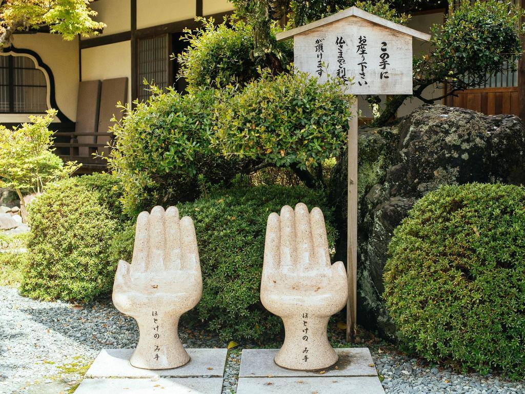 Отель Koyasan Shukubo Jokiin Экстерьер фото